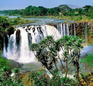 Kembe Waterfall